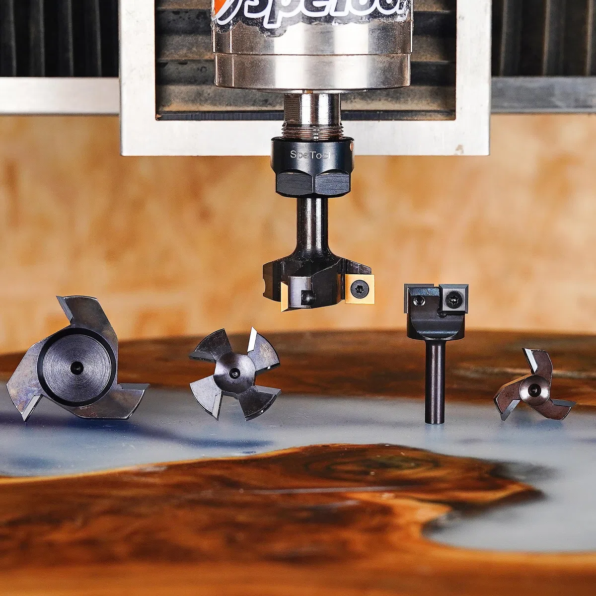 SpeTool Punta per fresa Spoilboard 8 mm, 40 mm, 4-ali, piallatura, lastre di legno