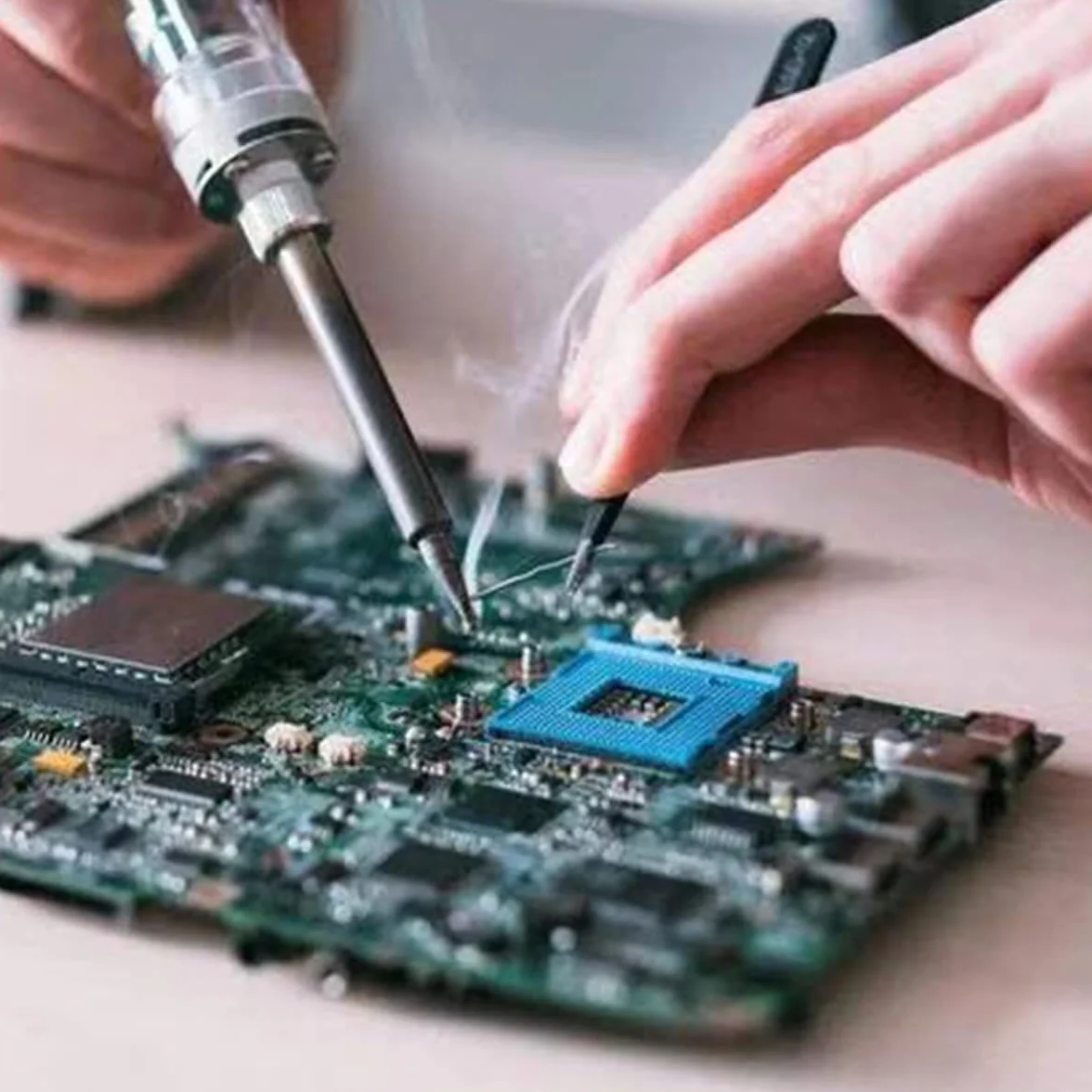 Meccion Filo Stagno per Saldature 0,6mm 30g Filo di Saldatura Senza Piombo Sn 99,3% Cu 0,7% Filo per Saldatura a Nucleo di Flusso di Colofonia per Saldatura Elettrica e Fai da te