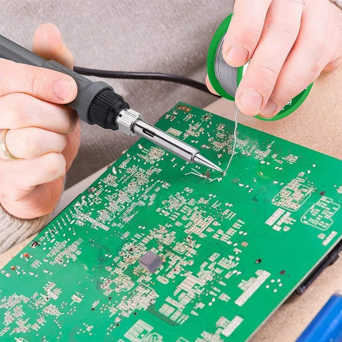 Stagno per Saldare Elettronica, Filo a Saldare Senza Piombo, Filo di Saldatura a Nucleo di Colofonia, Solder Wire con Flussante, Sn99.3/Cu0.7, 30g/0,8mm per Saldatura Elettrica Riparazione