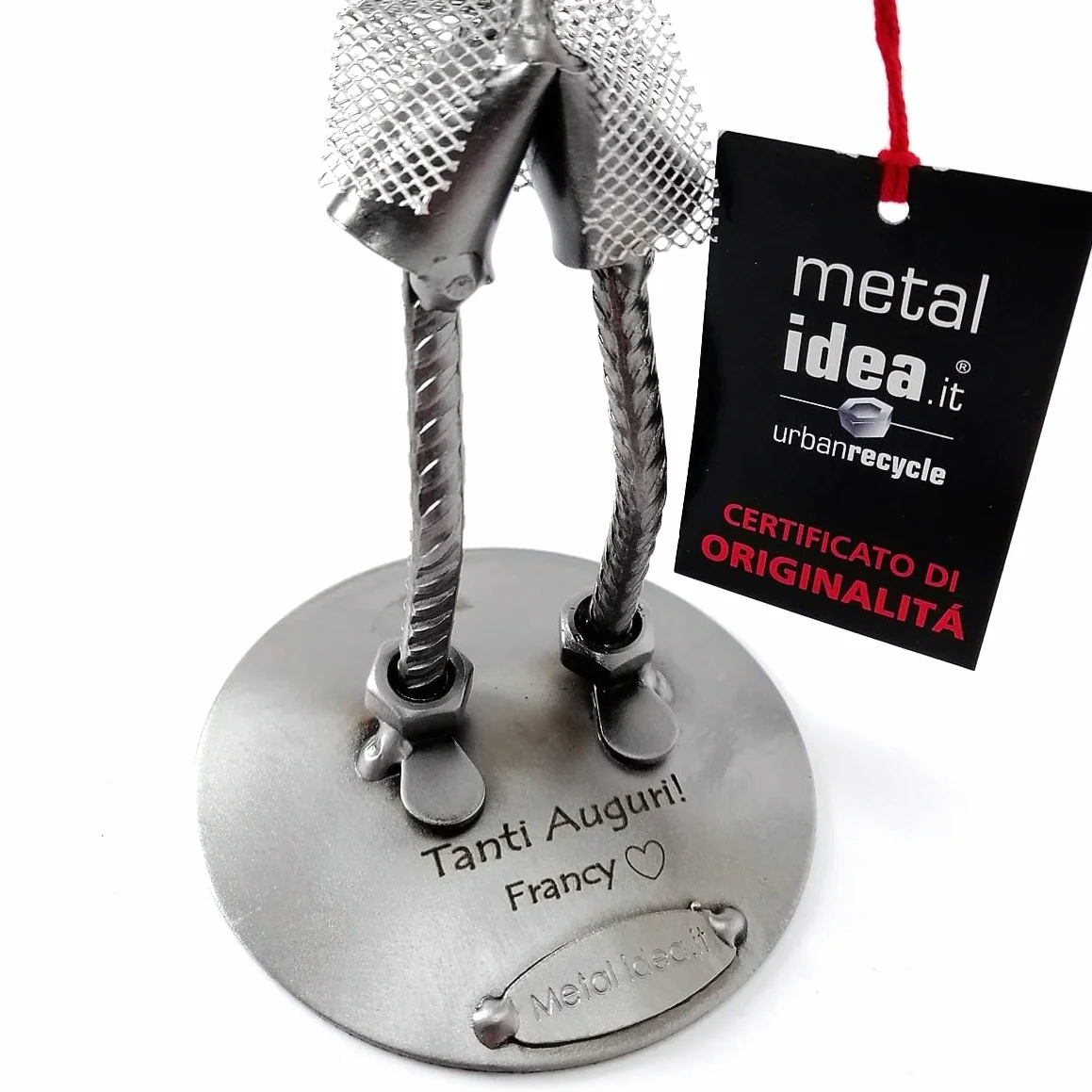 Metal idea COPPIA IN VESPA IN METALLO CON VITI BULLONI CHIODI IDEA REGALO ORIGINALE - 100% ARTIGIANALE - MADE IN ITALY - PERSONALIZZABILE