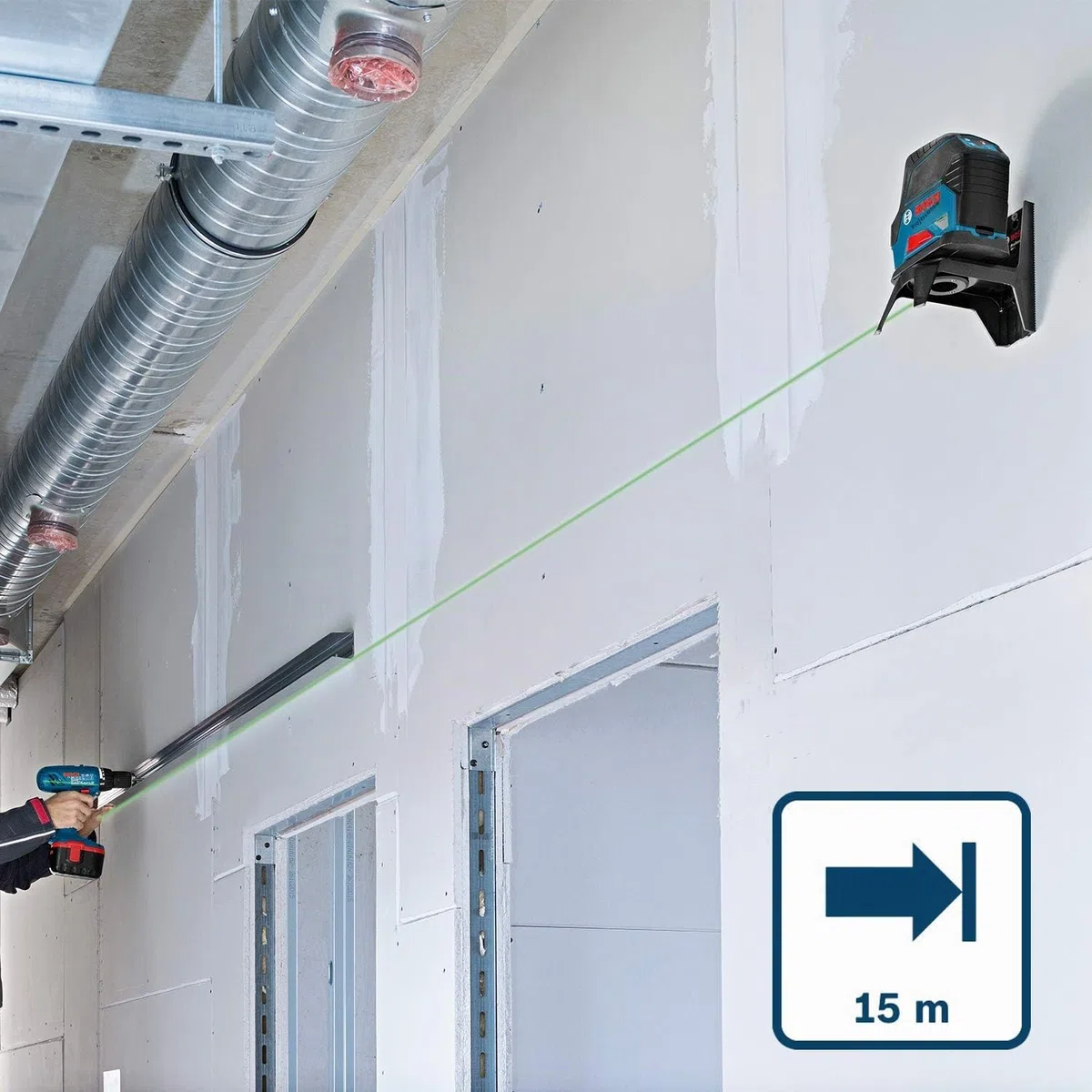 Bosch Professional Livella laser multifunzione GCL 2-15 G (laser verde, da interno, punti a piombo, 15 m, 3 pile a stilo da 1,5 V, supporto ruotabile RM 1, pannello di mira per laser, valigetta)